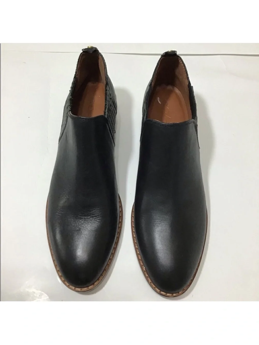 Black Leather Low Heel Ankle Shoe - Women